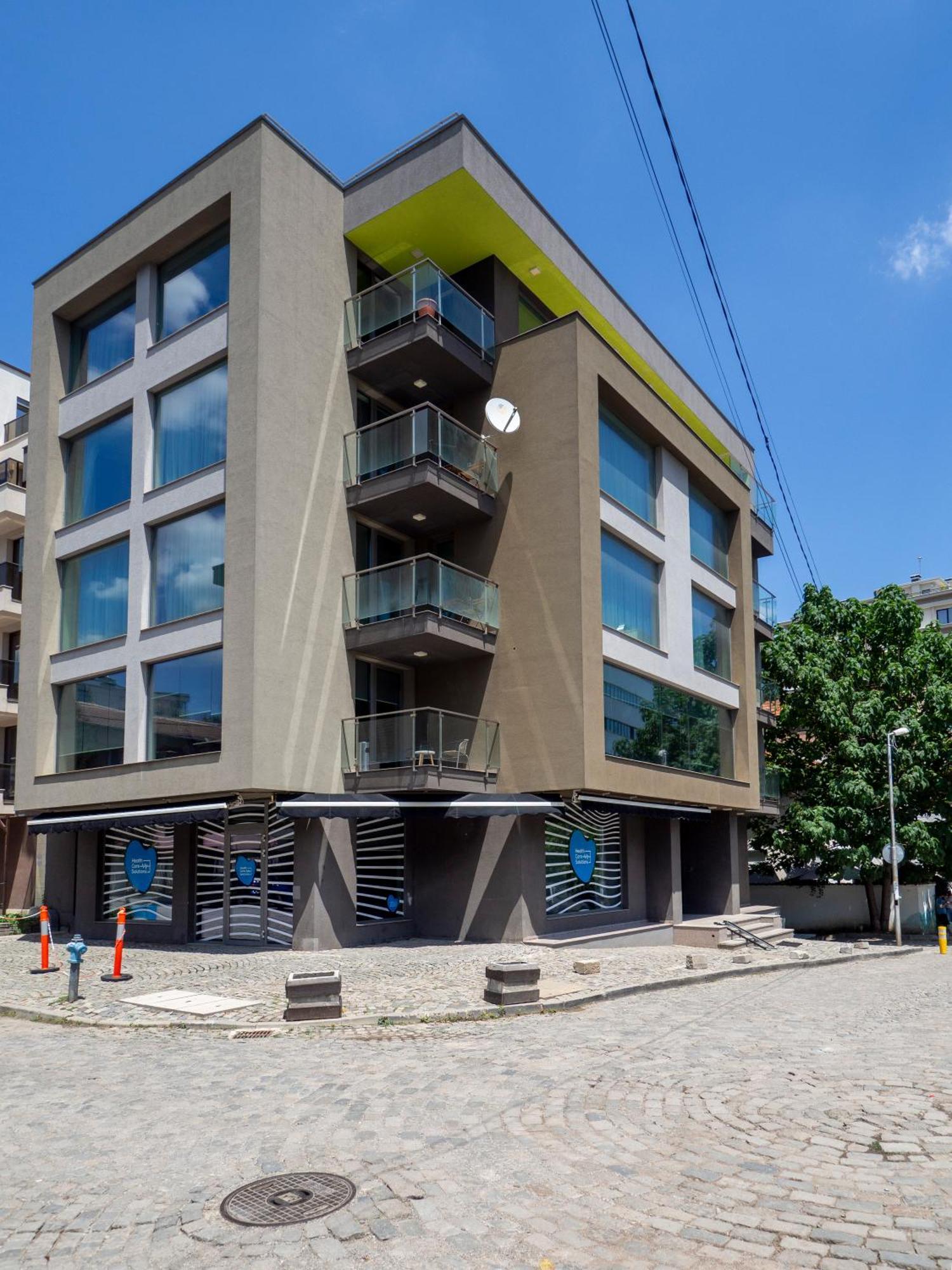 Julie'S Sunny Cozy Apartment With Balcony София Экстерьер фото