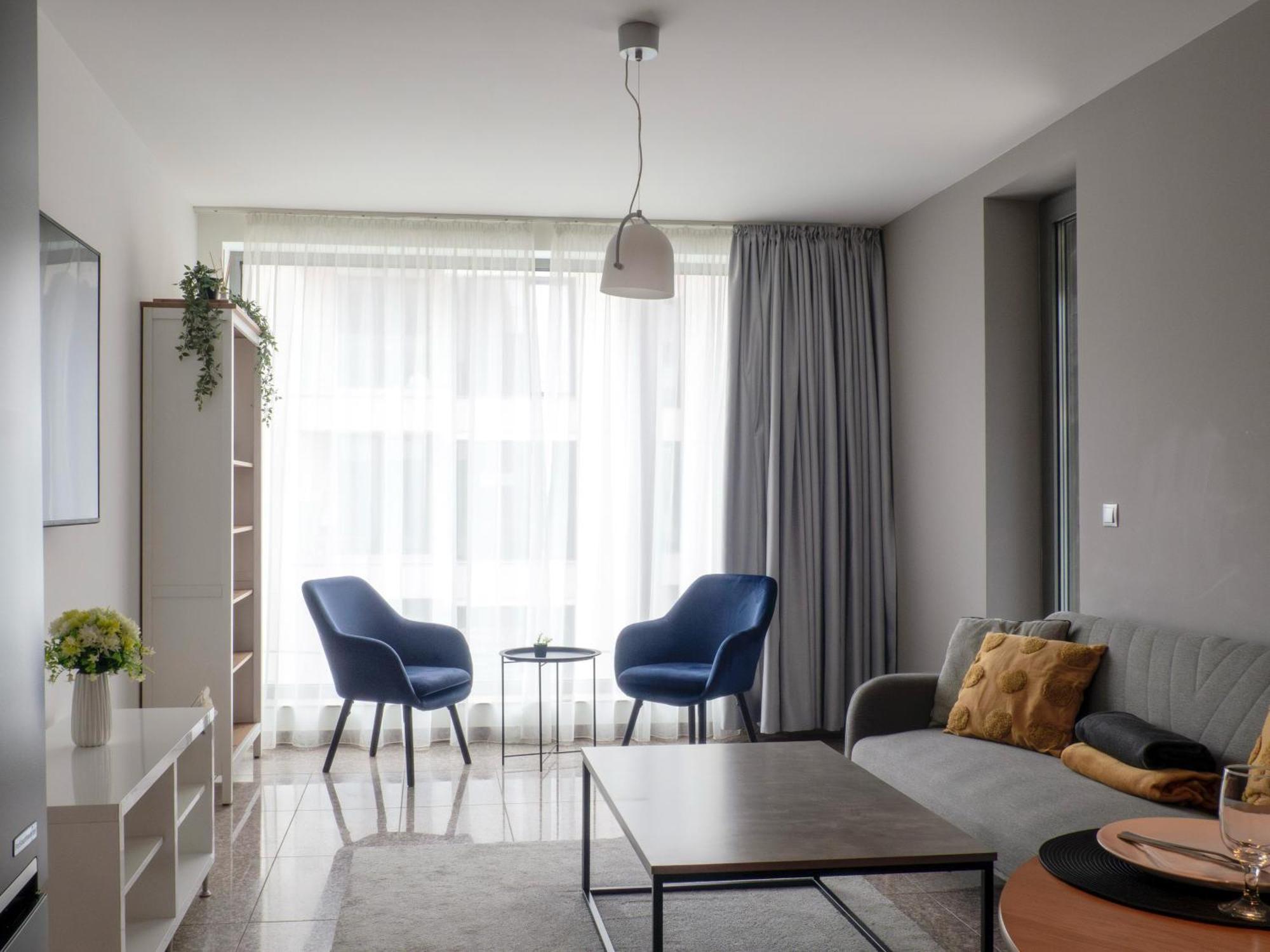 Julie'S Sunny Cozy Apartment With Balcony София Экстерьер фото
